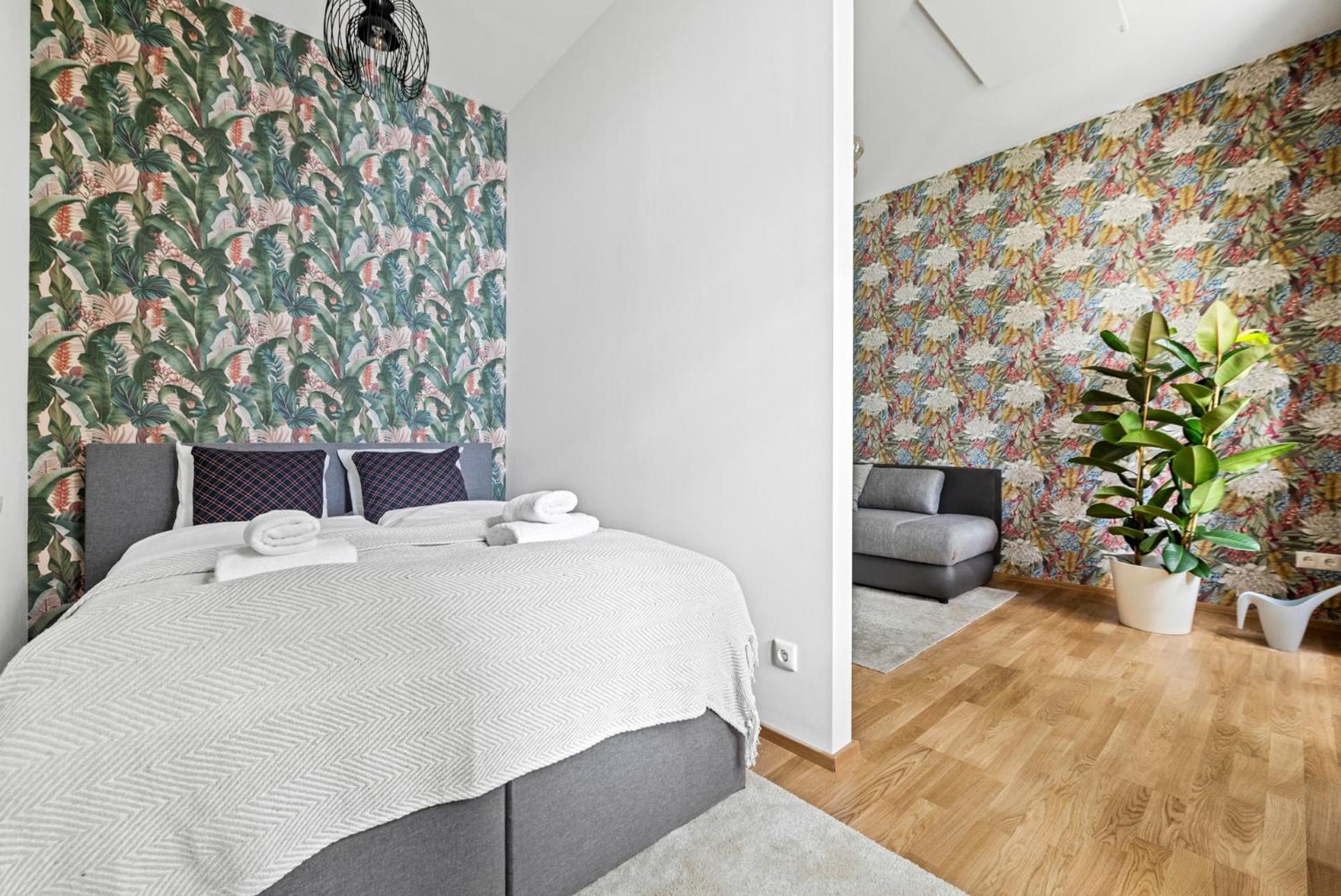 Apartment Cozy, Generous - 10 Min To City-centre - Contactless 24h Check-in Wien